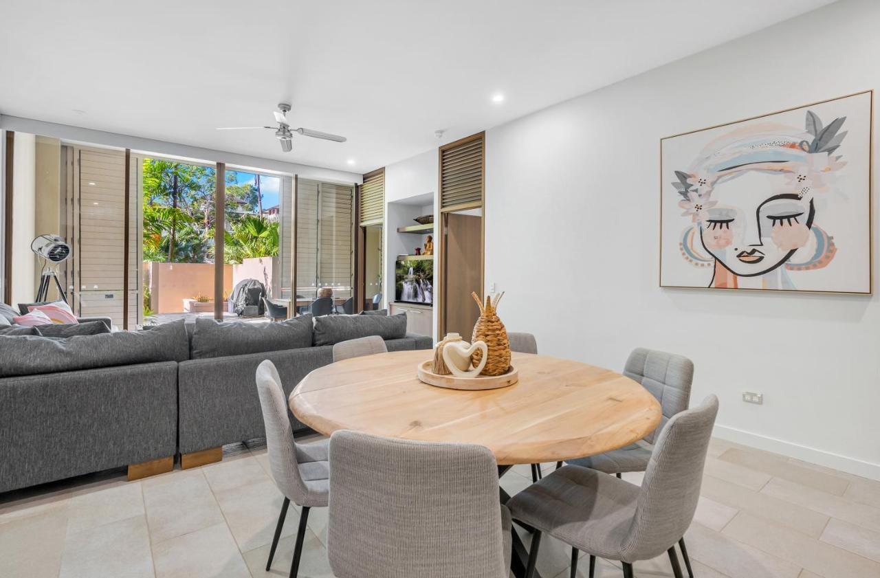 Elysium Private Apartments Triton By The Sea Palm Cove Eksteriør bilde