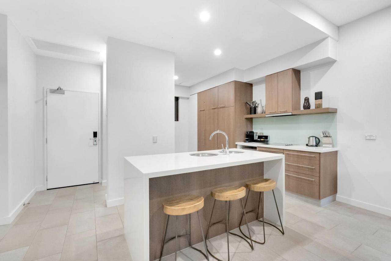 Elysium Private Apartments Triton By The Sea Palm Cove Eksteriør bilde