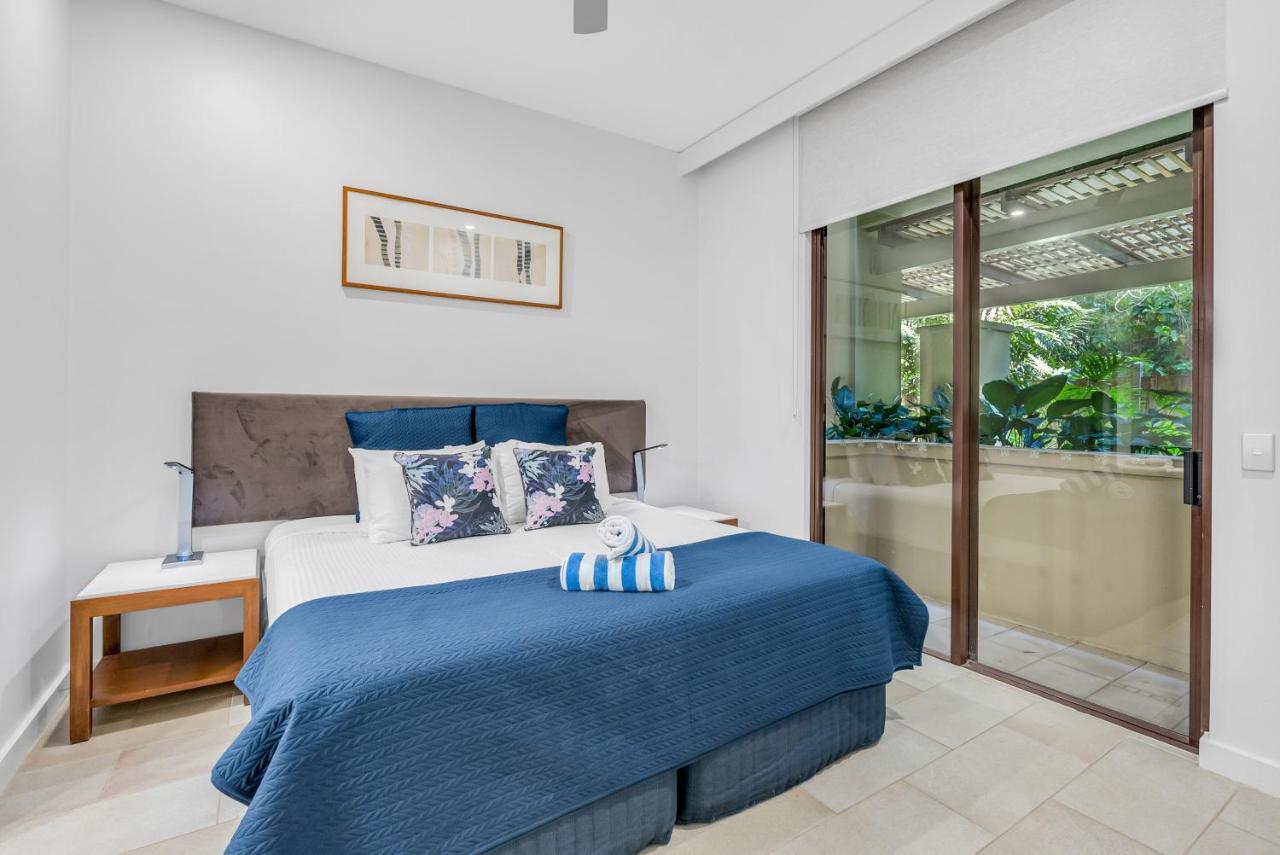 Elysium Private Apartments Triton By The Sea Palm Cove Eksteriør bilde