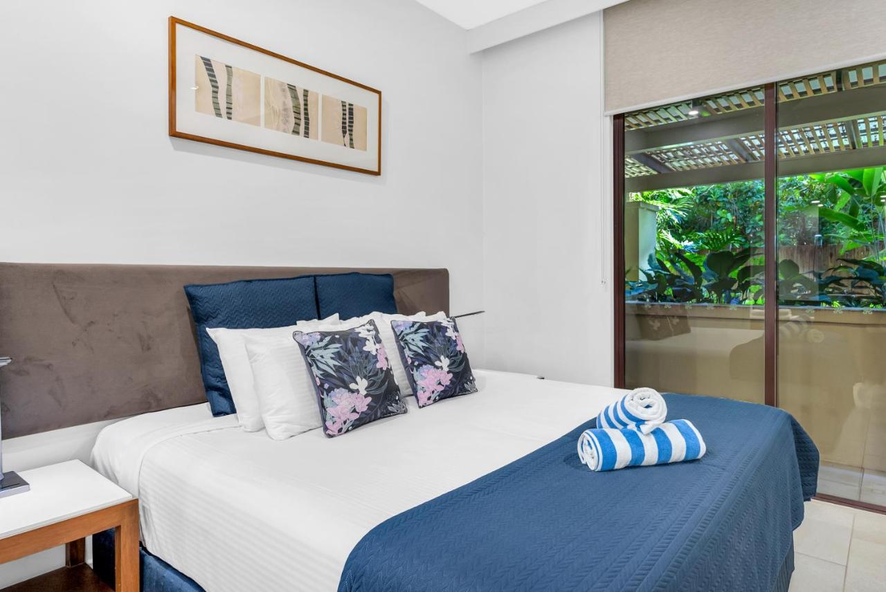 Elysium Private Apartments Triton By The Sea Palm Cove Eksteriør bilde