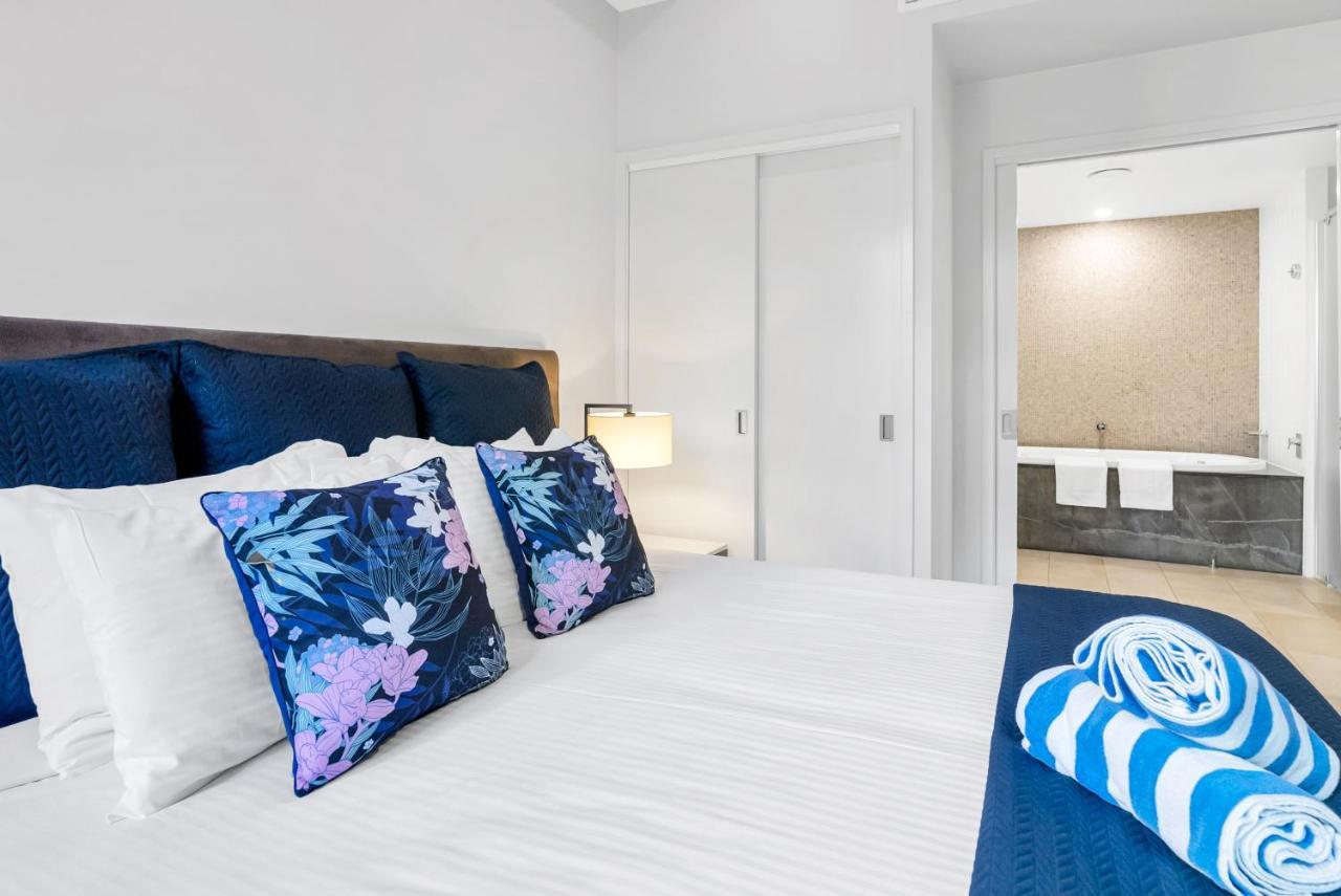 Elysium Private Apartments Triton By The Sea Palm Cove Eksteriør bilde