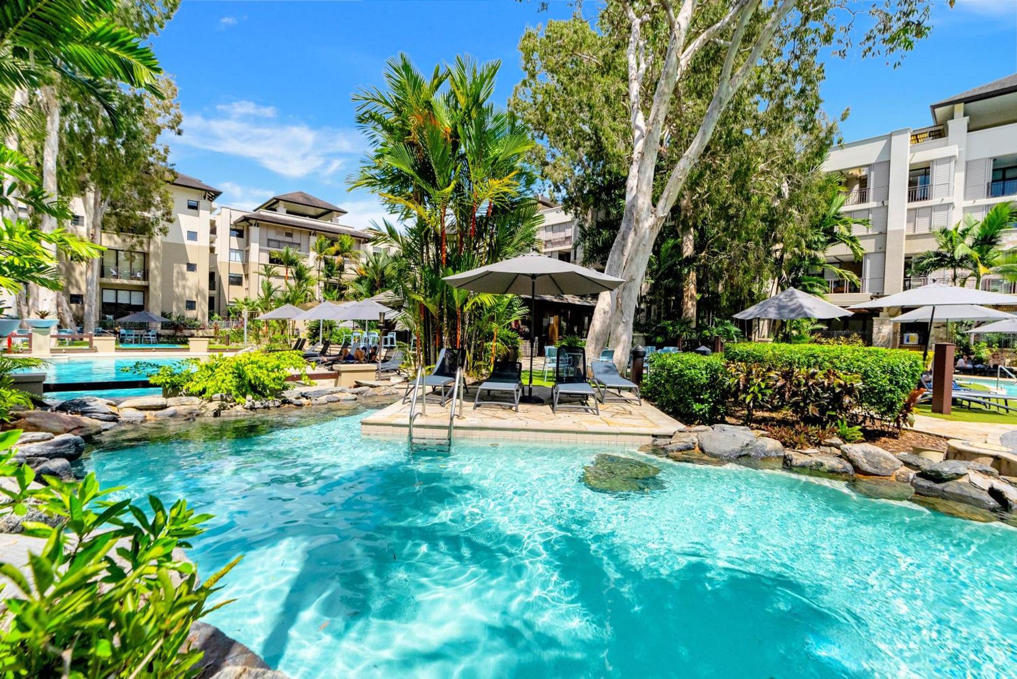 Elysium Private Apartments Triton By The Sea Palm Cove Eksteriør bilde