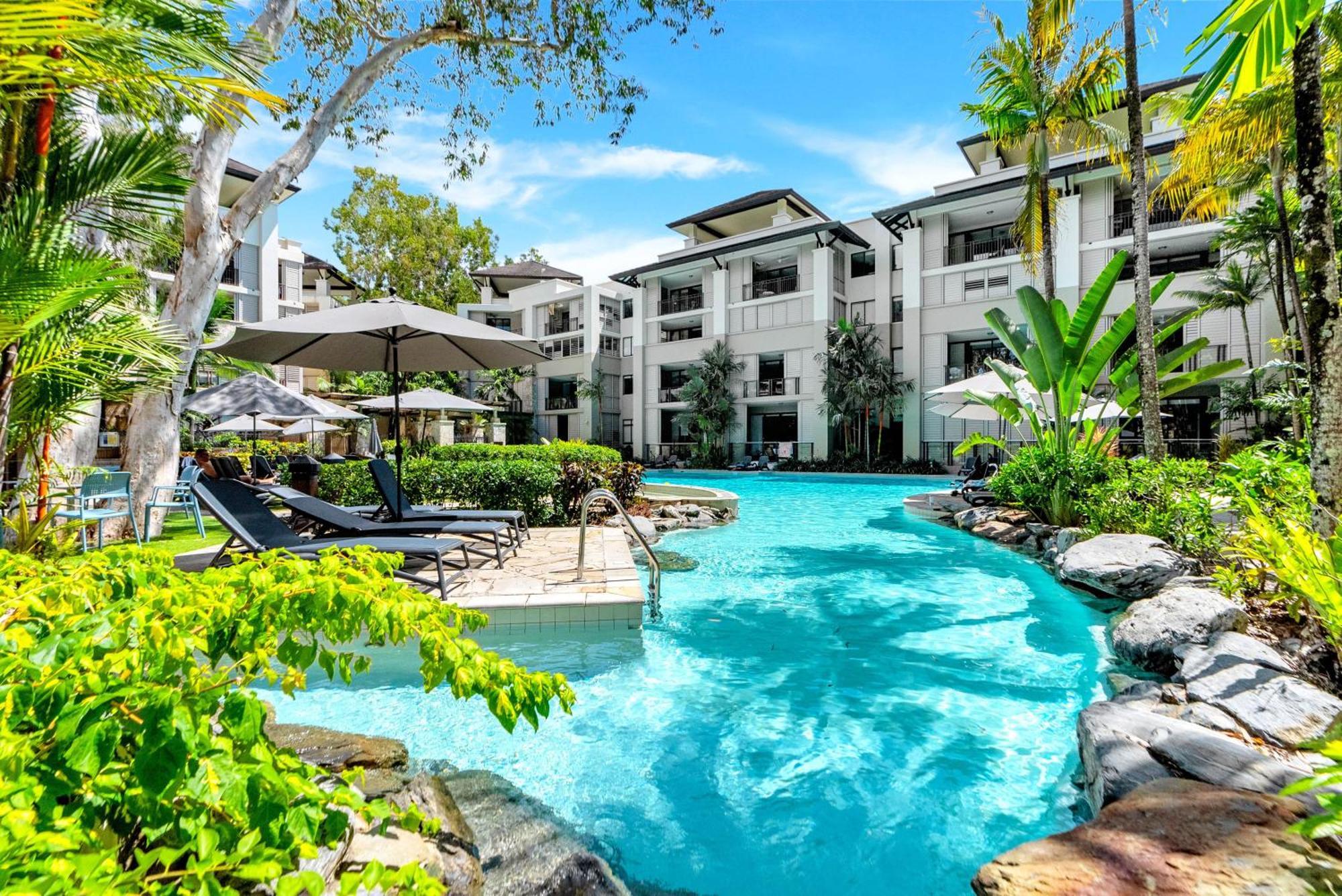 Elysium Private Apartments Triton By The Sea Palm Cove Eksteriør bilde