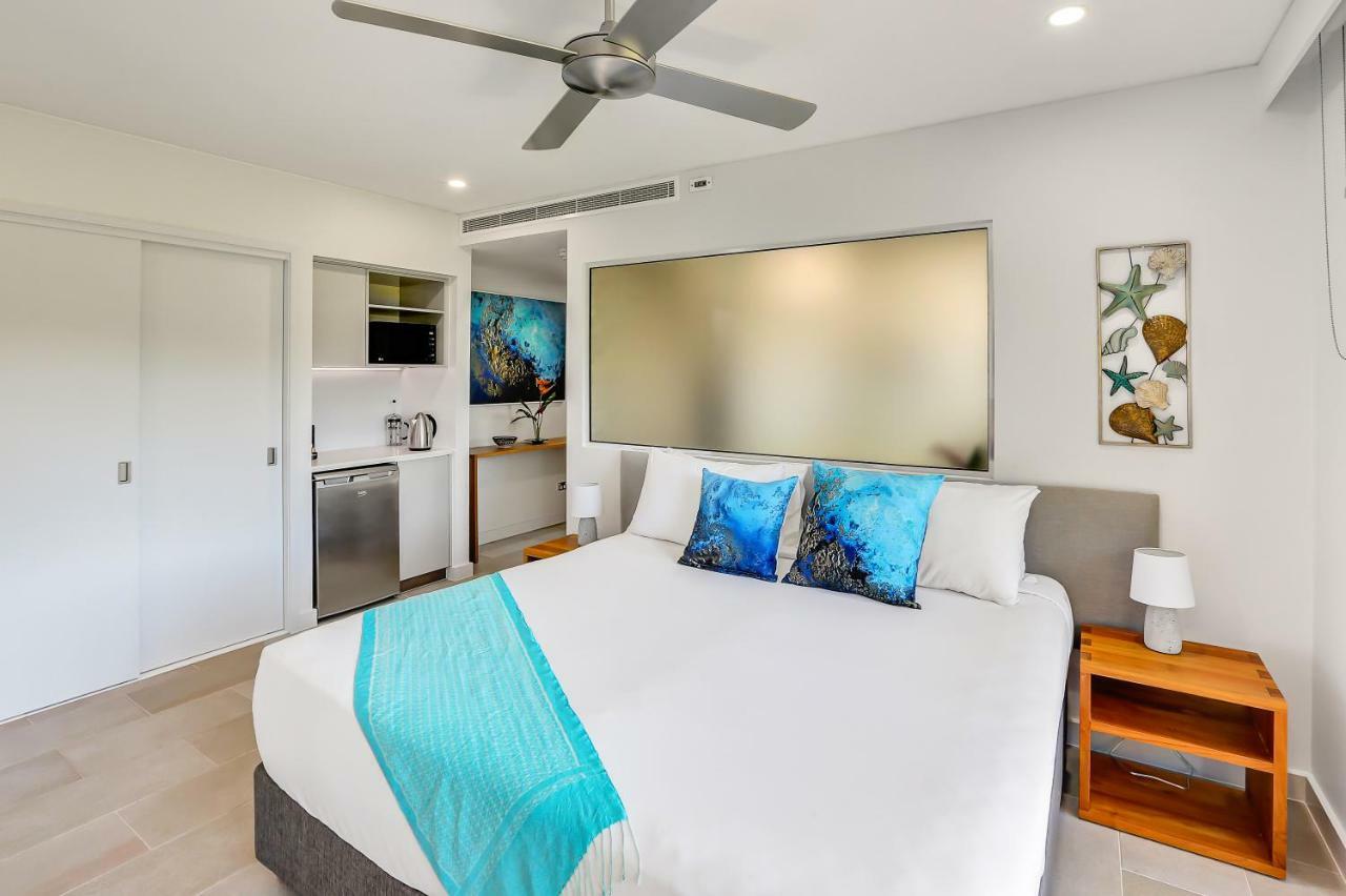 Elysium Private Apartments Triton By The Sea Palm Cove Eksteriør bilde